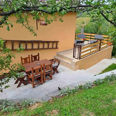 Marley Kuca Za Odmor * Besenovacki Prnjavor