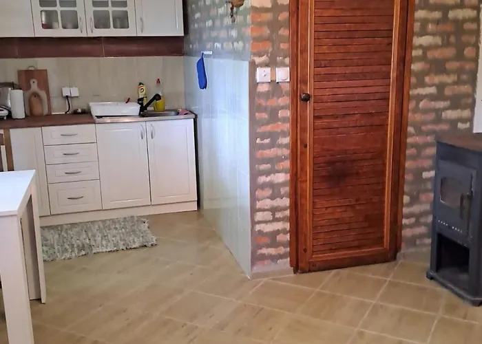 Marley Kuca Za Odmor Besenovacki Prnjavor