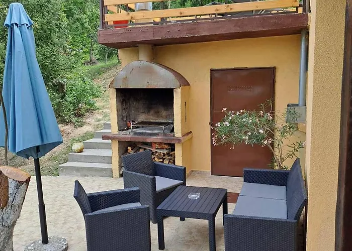 Marley Kuca Za Odmor