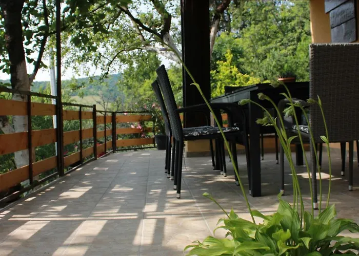 Marley Kuca Za Odmor